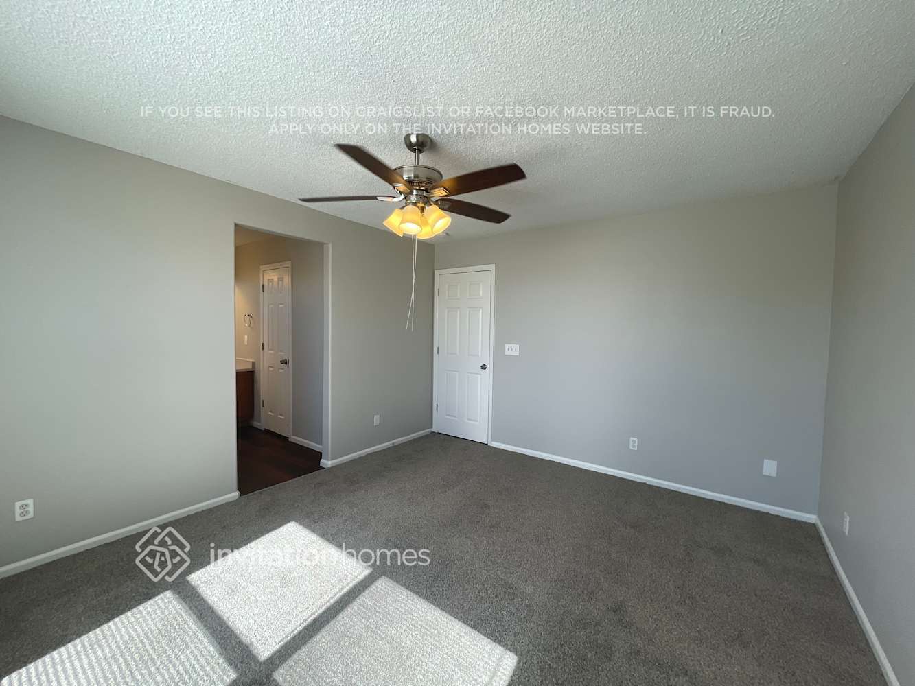 Building Photo - 882 Rancher Dr