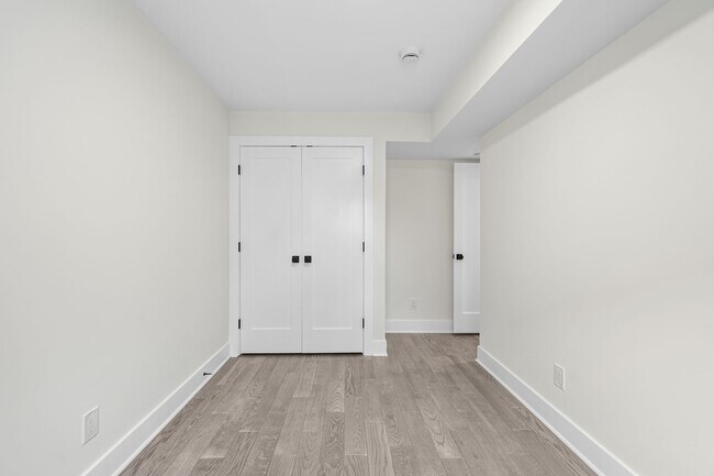 Building Photo - 3552 Warder St NW
