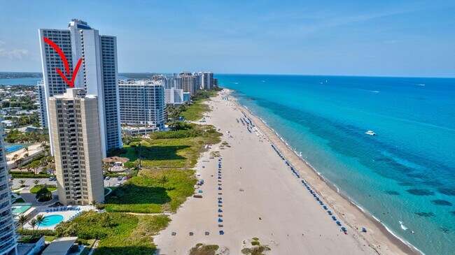 Building Photo - 2800 N Ocean Dr