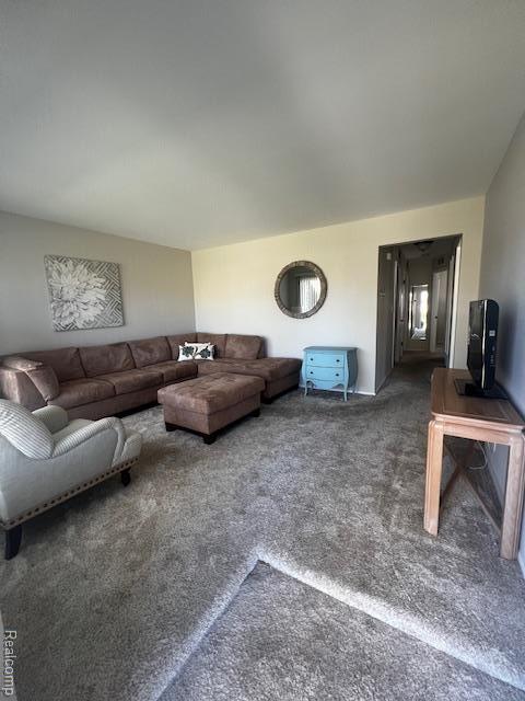 Building Photo - 5918 N Lafayette St