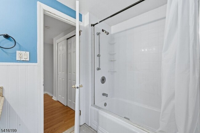 Building Photo - 30 Arden Rd