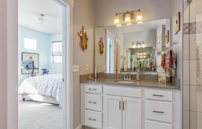 Building Photo - 8852 E 47th Ave