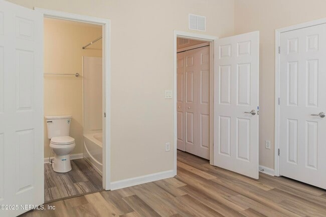 Building Photo - 8121 Summer Palm Ct