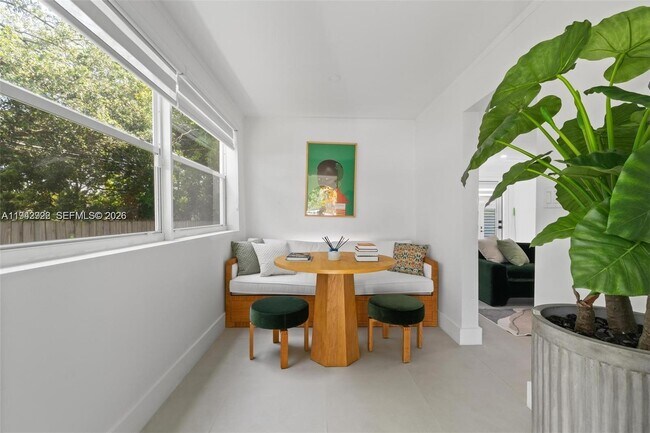 Building Photo - 4430 NW 1st Ave