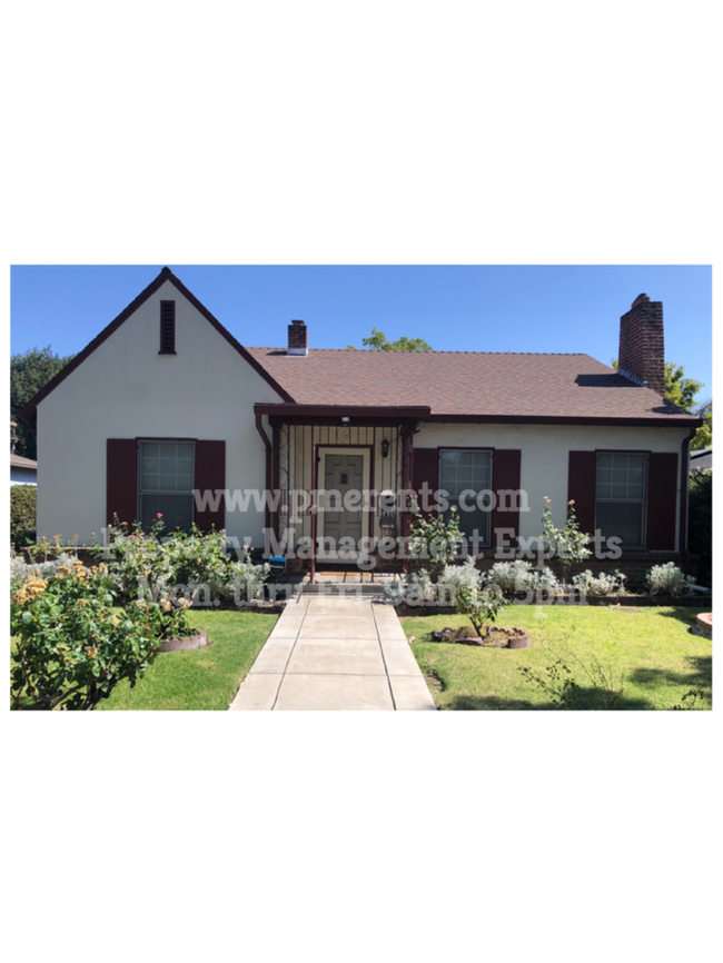 Primary Photo - 1168 S Country Club Blvd