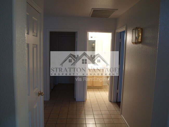 Building Photo - 15007 W Evening Star Trail