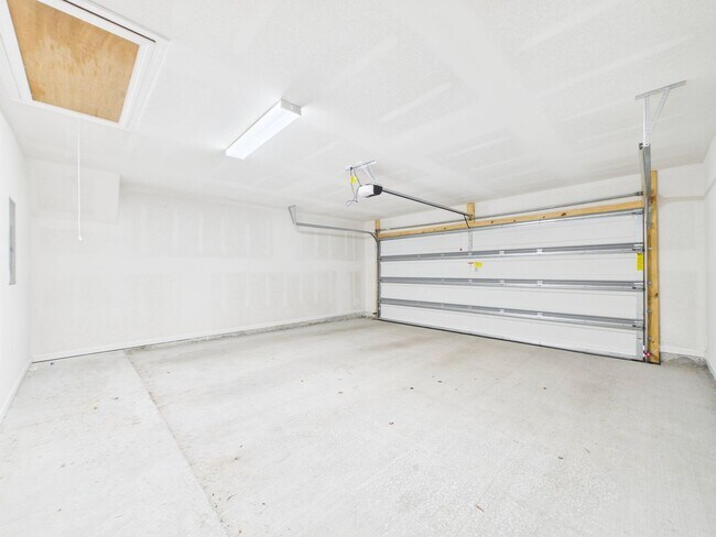 Building Photo - Available Now!