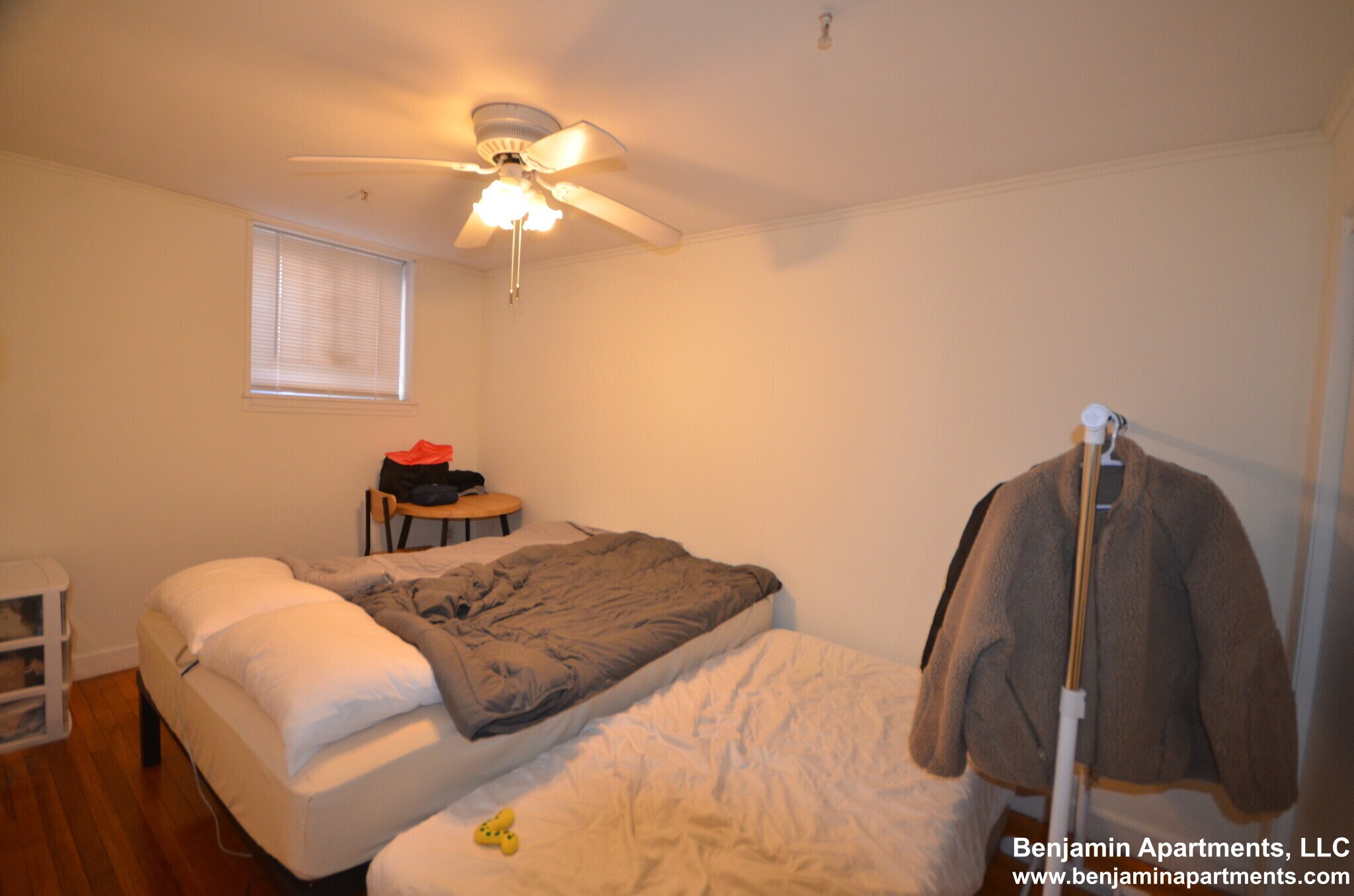 Building Photo - 521 Beacon St
