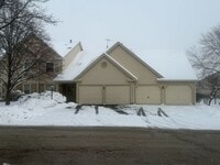 Building Photo - 205 Glasgow Ln