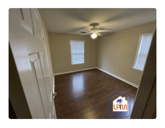 Building Photo - Spacious 3 Bedroom Home in Ridgeland, SC!