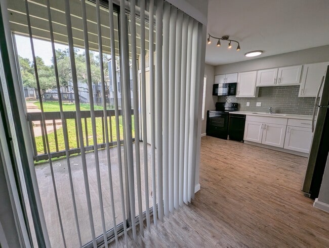 Interior Photo - Grove at Northwest Hills