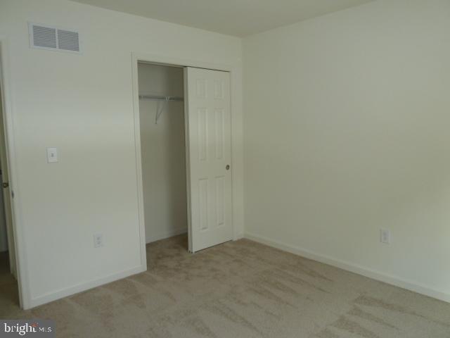 Building Photo - 860 Champions Dr