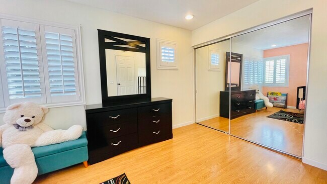 Bedroom 2 - 2501 Avenita Alpera