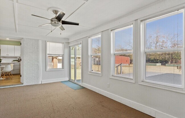 Building Photo - 1404 Shelton Rd