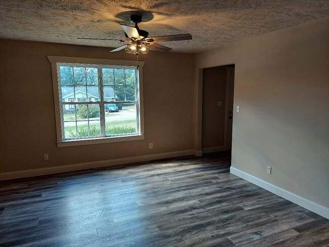 Building Photo - 177 Georgia Ln