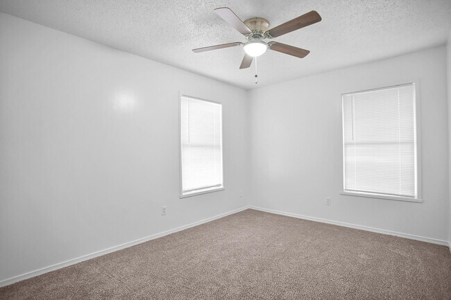 Building Photo - 1307 61st St