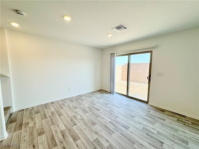 Building Photo - 6002 Swift Lariat St