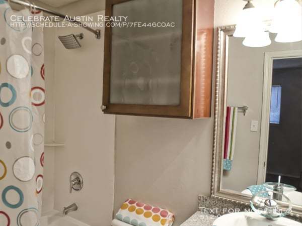 Building Photo - The Arts at South Austin