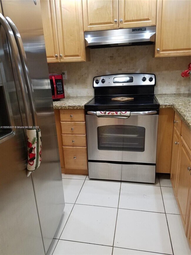 Building Photo - 13240 SW 88th Ln