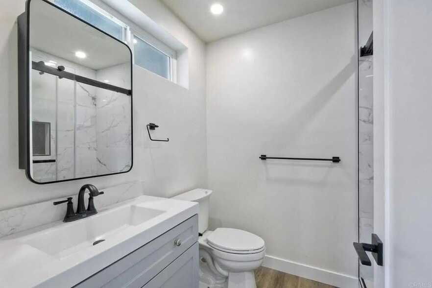 Building Photo - 162 Terracina Way
