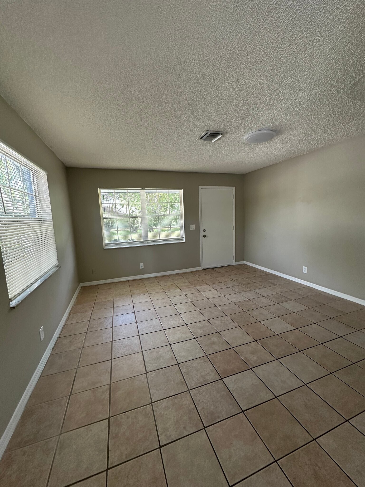 Building Photo - 4482 Stevens Rd