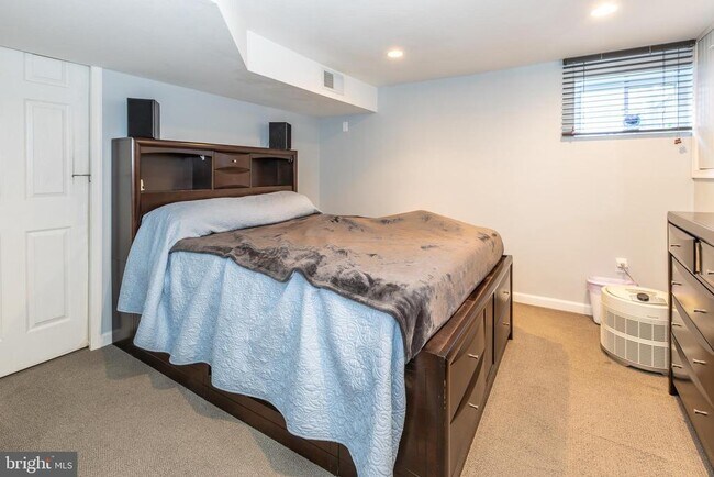 Building Photo - 3014 Plyers Mill Rd