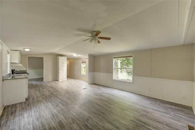 Building Photo - 13265 Pecan Tree Dr