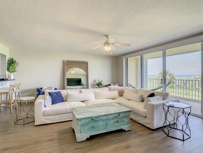 Building Photo - 1851 Jimmy Buffett Mem Hwy