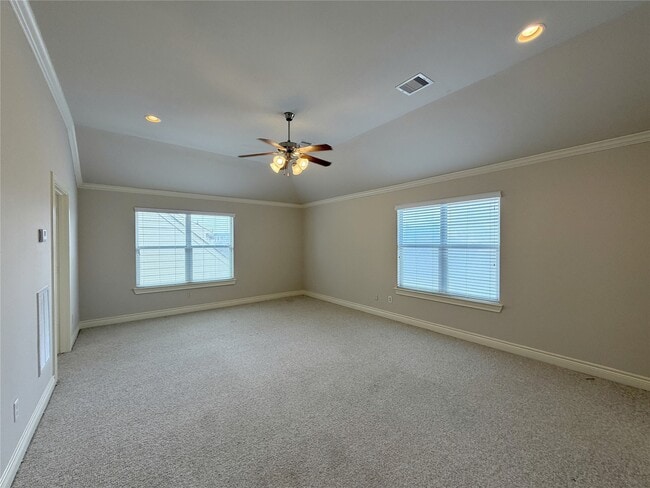 Building Photo - 2612 Edgefield Lakes Dr