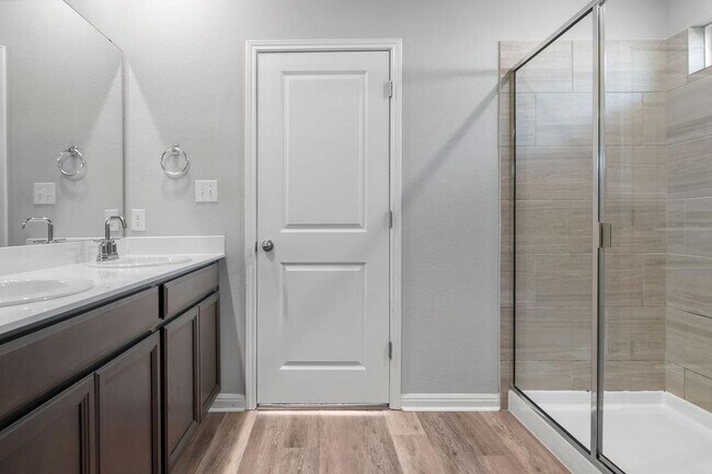 Building Photo - 1237 Oak Chase Wy