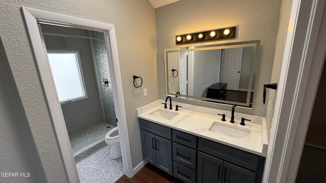 Building Photo - 7448 Plaza Taurina Dr