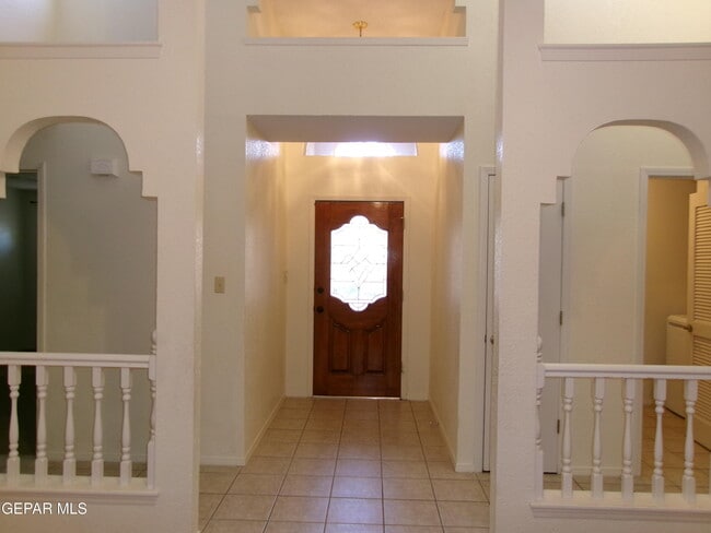 Building Photo - 7005 Black Ridge Dr