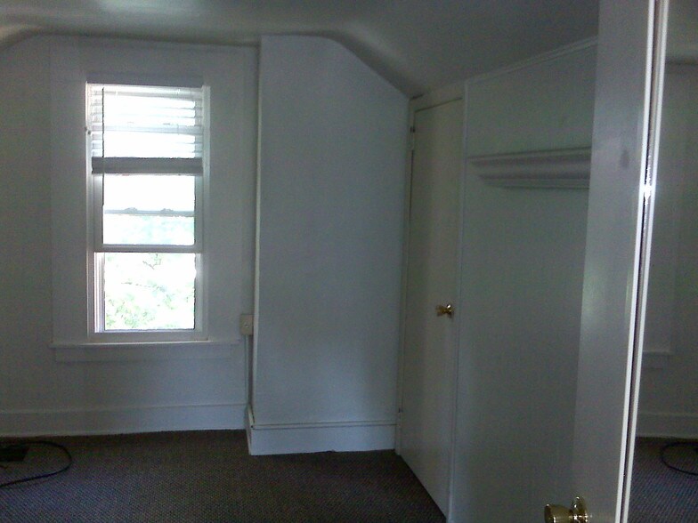 Bed room #3 - 3549 Edwards Rd