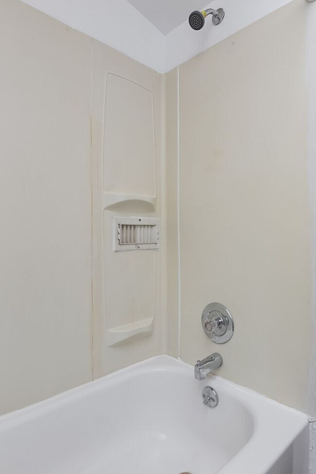 Building Photo - Northampton Non-Assumer