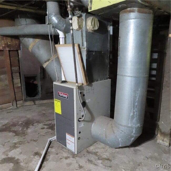 Building Photo - 540 Teall Ave