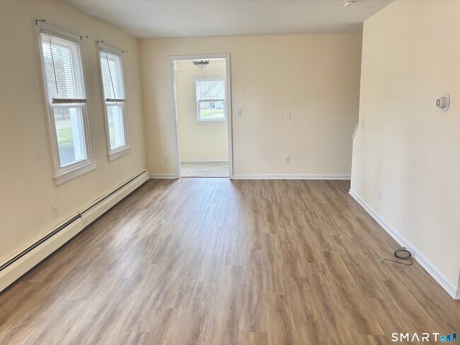 Building Photo - 61 Scotland Ave