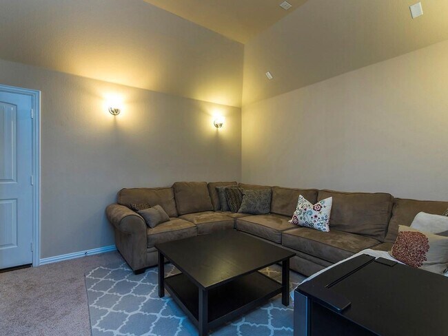 Building Photo - 3205 Cotton Blossom Way