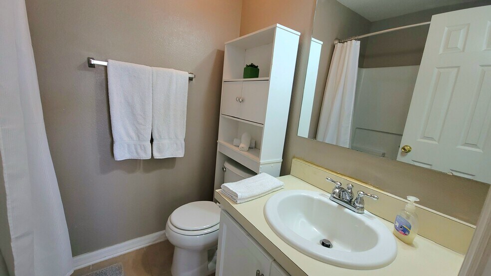 Building Photo - 4408 Tuscan Loon Dr