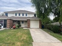 Building Photo - 8008 Arbor Ave