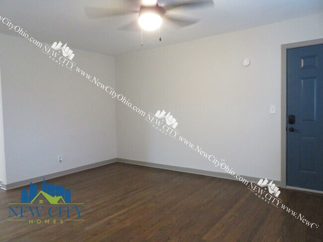 Building Photo - Newly Renovated Apartment Building