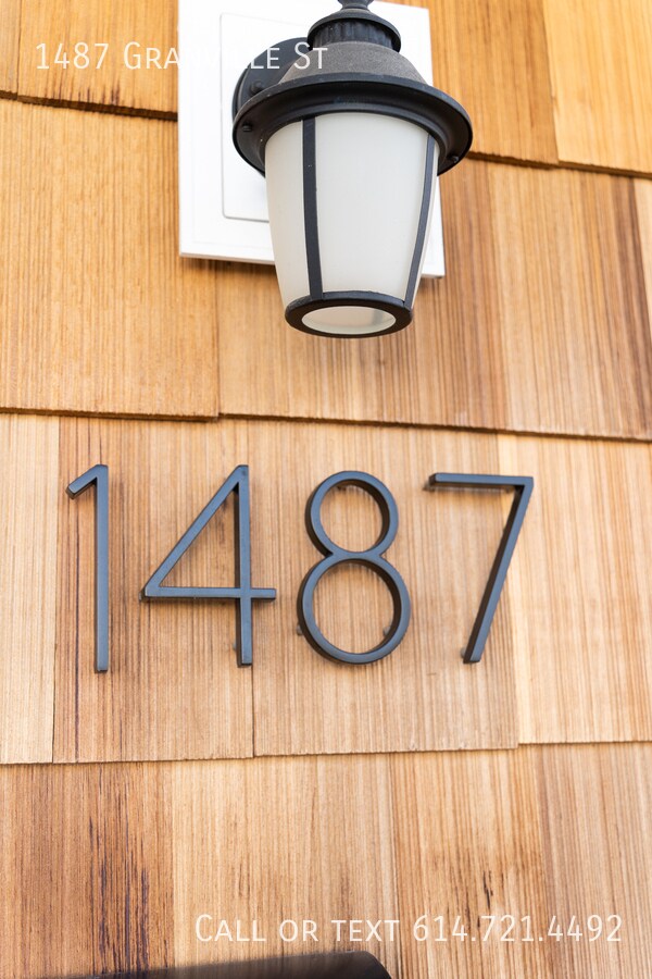 Building Photo - 1487 Granville St