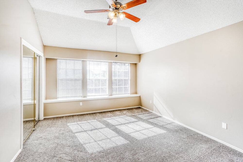 Building Photo - 6018 Fern Hollow Ct