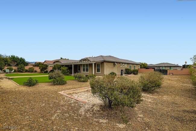 Building Photo - 6823 Willowcroft St