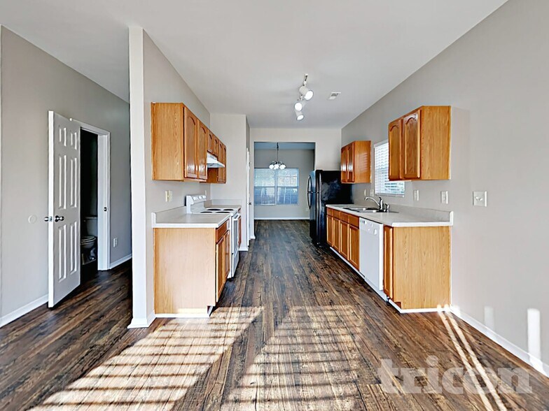 Building Photo - 3728 Charterhall Ln