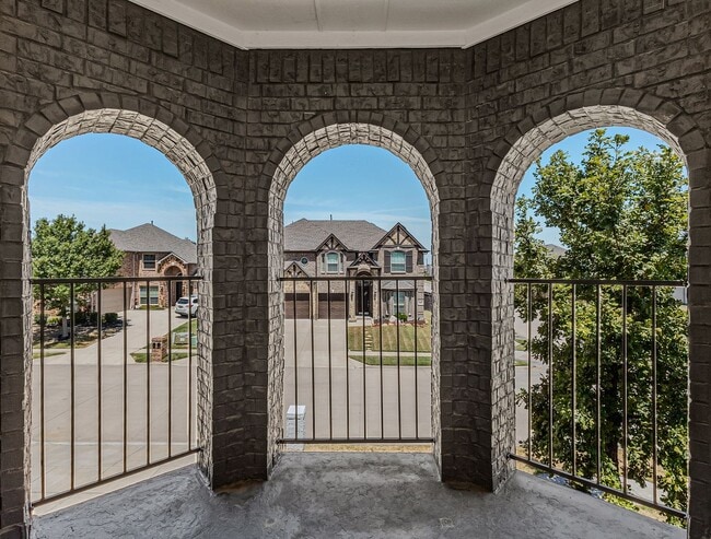 Building Photo - 14020 Sparrow Hill Dr