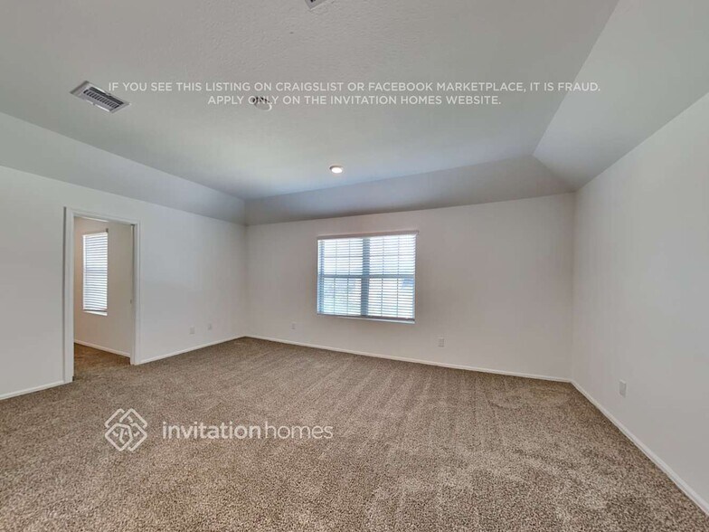 Building Photo - 24011 Mustang Run Dr