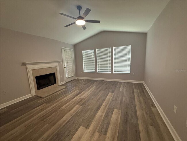 Building Photo - 18293 Bridle Club Dr