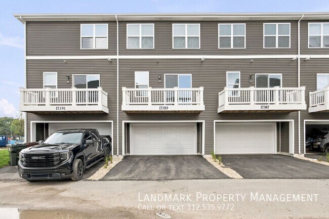 Building Photo - 17389 Ulster Dr