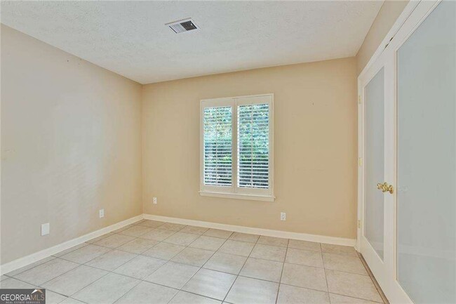 Building Photo - 2949 Torreya Way SE