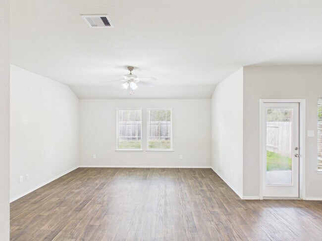 Building Photo - 18237 Cascadia Mill Ct.